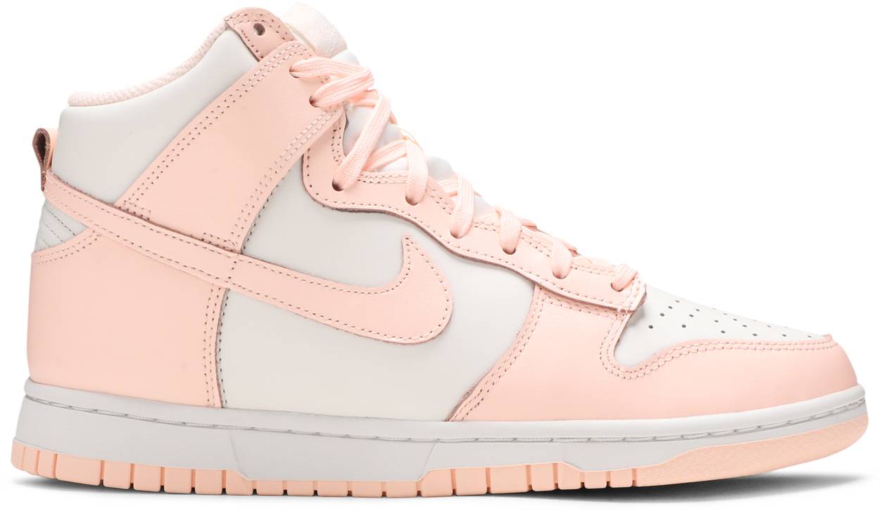 Dunk High "Crimson Tint" W