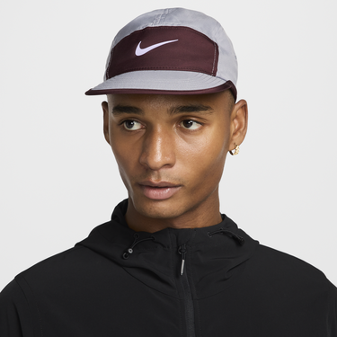 Šiltovka Nike Dri-FIT Fly Cap Šedá | FB5624-078, 2