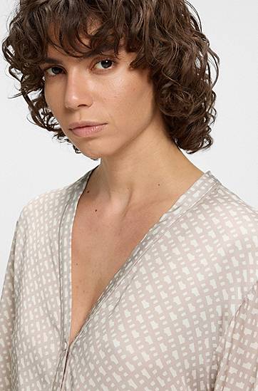 Sveter BOSS Monogram Print Sateen Pyjama Shirt Béžová | 50545615, 1
