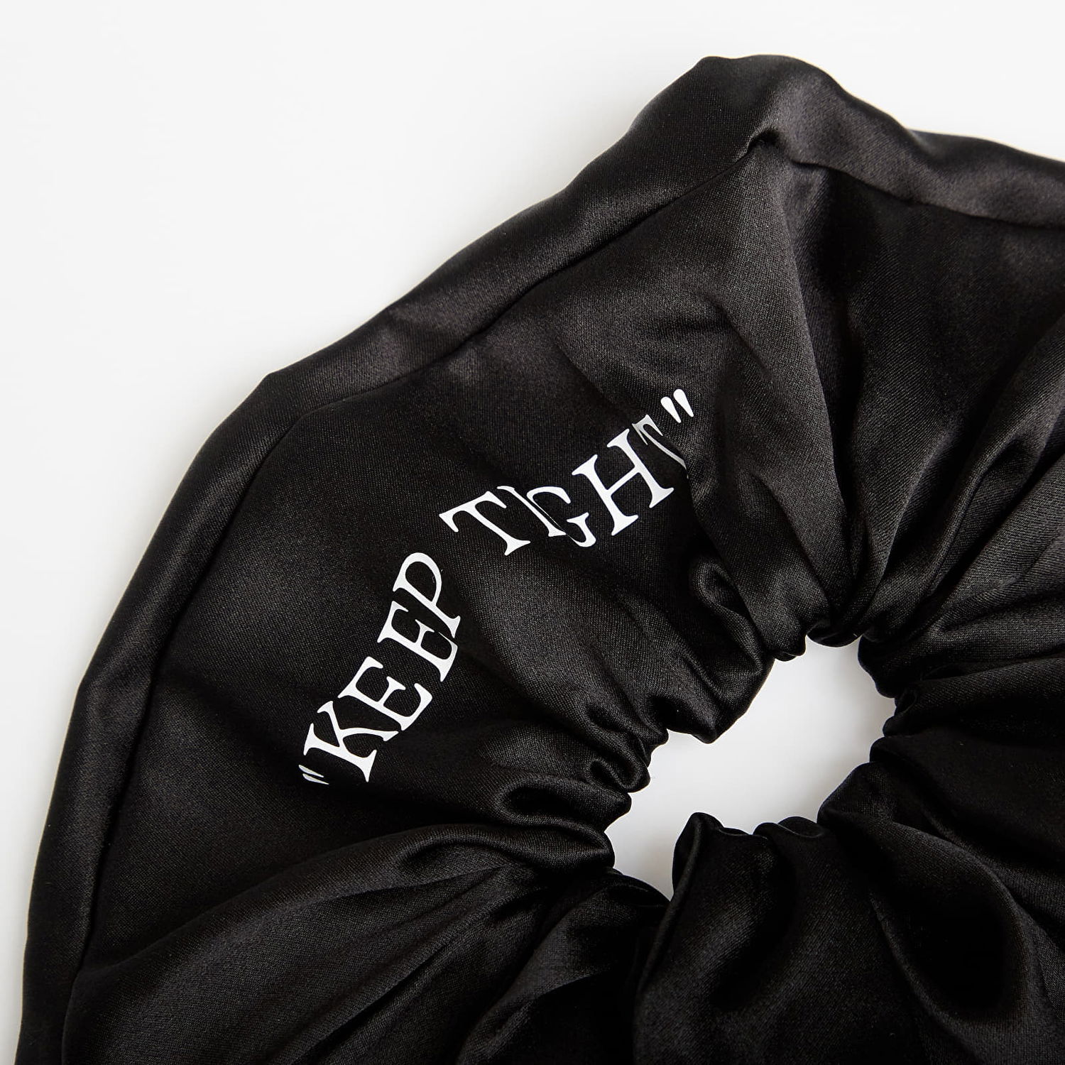 Doplnky Off-White Keep Tight Satin Scrunchie Universal Čierna | OWMH002F25FAB0021001, 1
