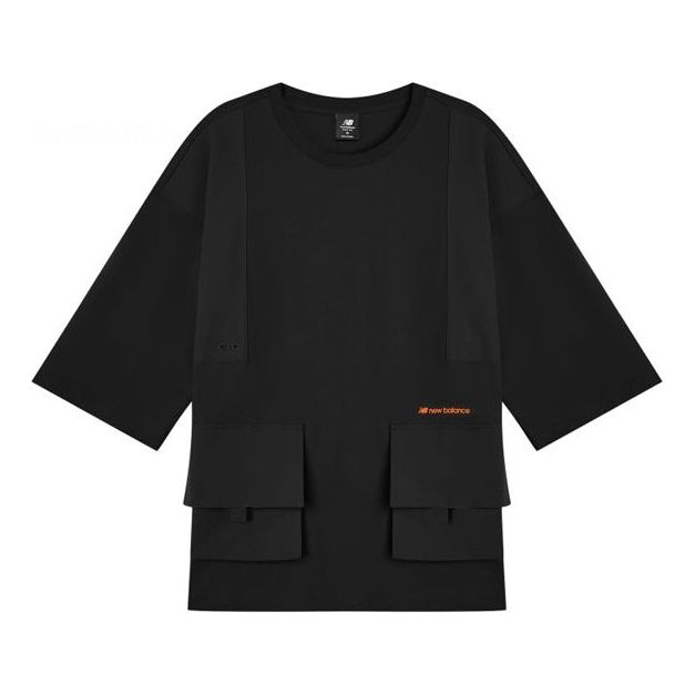 Tričko New Balance Lifestyle Cargo T-Shirt Čierna | AMT12382-BK