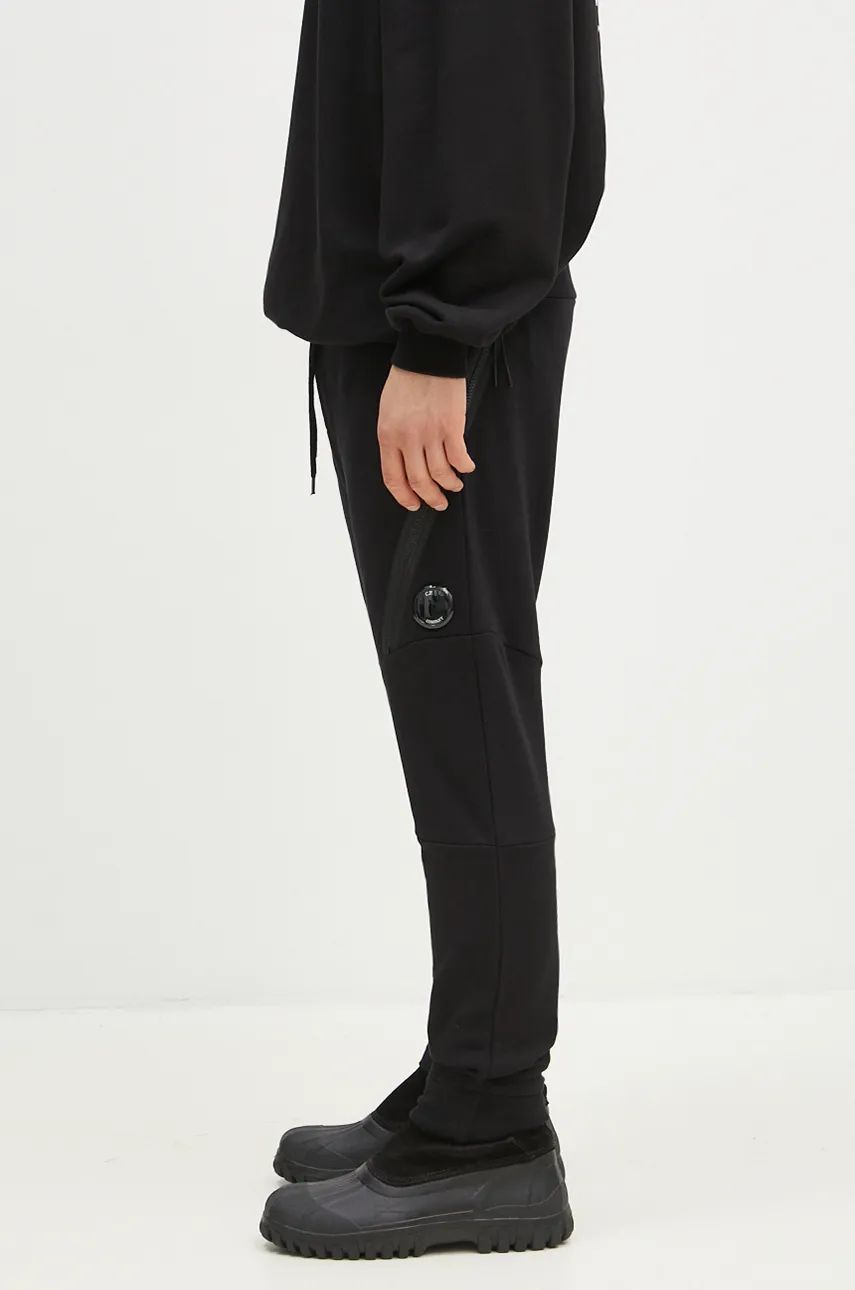 Diagonal Raised Fleece Lens Sweatpants