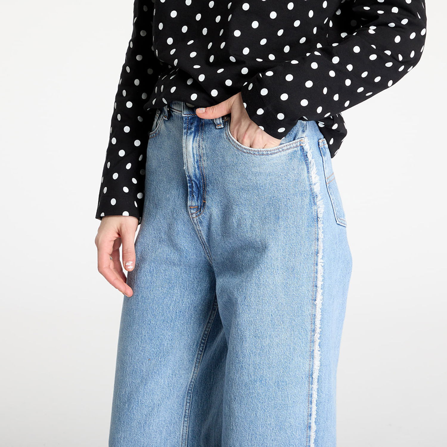 Džínsy Tommy Hilfiger Tommy Jeans Claire High Rise Wide Fringe Jeans W31/L32 Modrá | DW0DW20591 1AB, 1