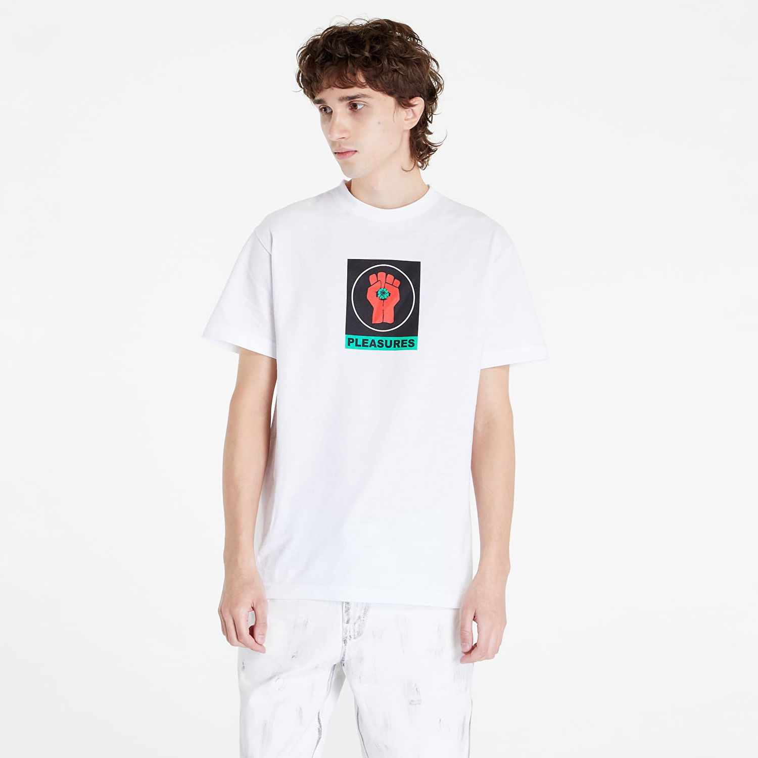 Tričko Pleasures Badge T-Shirt Biela | P22W053 WHITE, 0