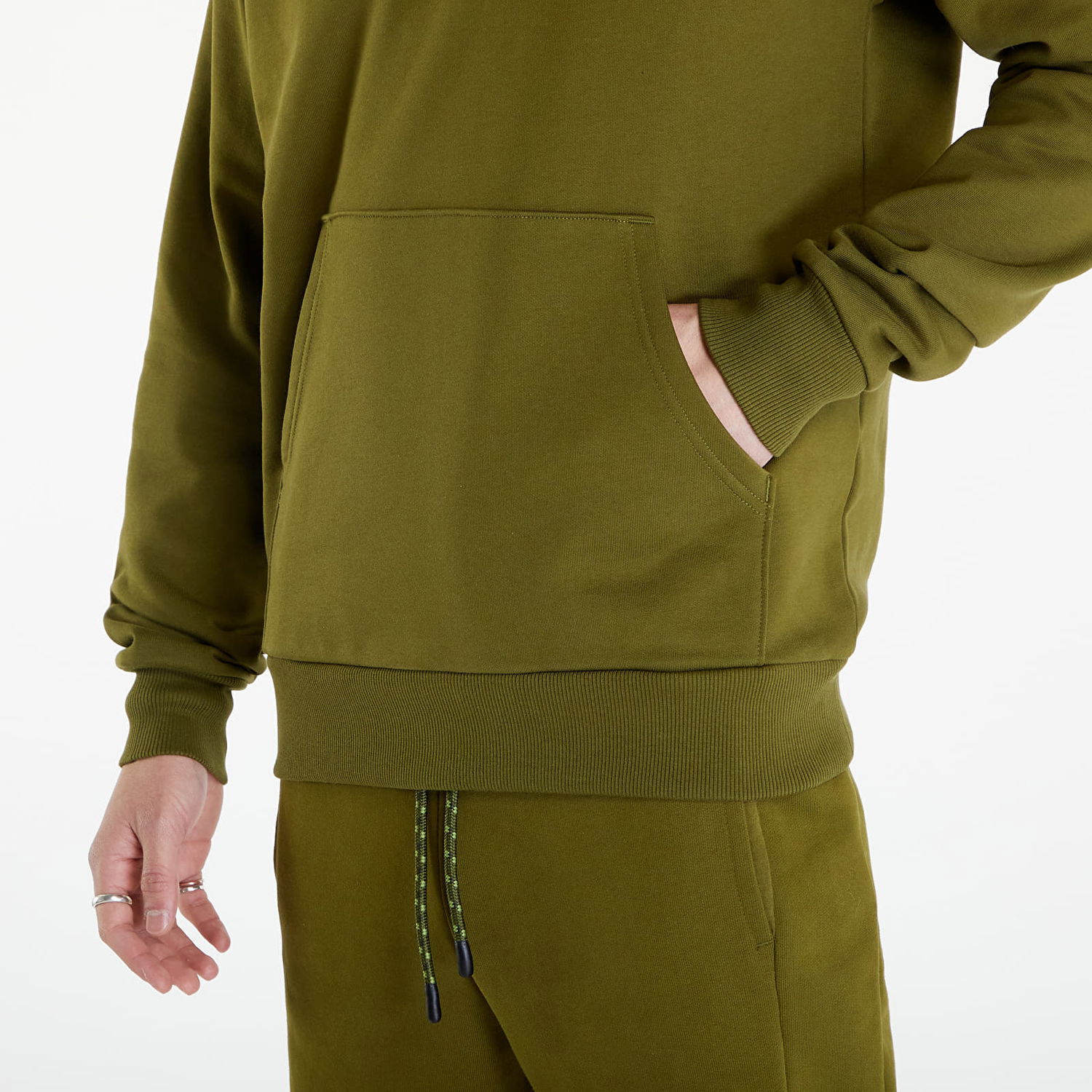Mikina The North Face Raglan Red Box Hoodie Forest Olive Zelené | NF0A2ZWUPIB1, 1
