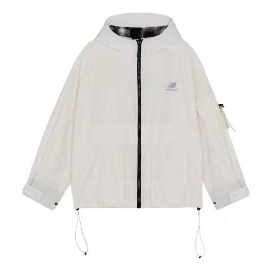 Vetrovka New Balance Woven Hooded Jacket Biela | AWJ13351-IV
