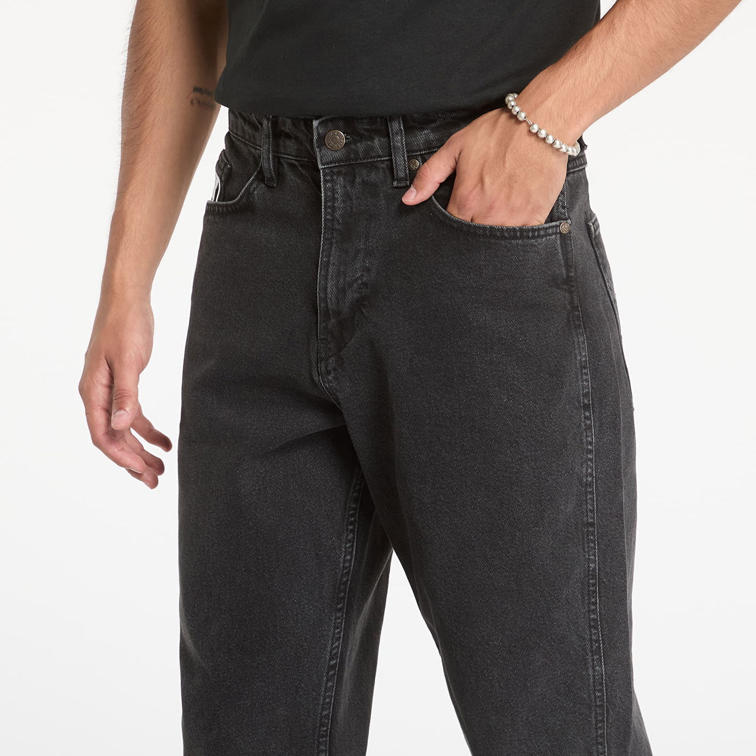 Nohavice Karl Kani Pants Small Signature Tapered Five Pocket Denim Vintage Black Čierna | KMI-PL031-001-03, 1