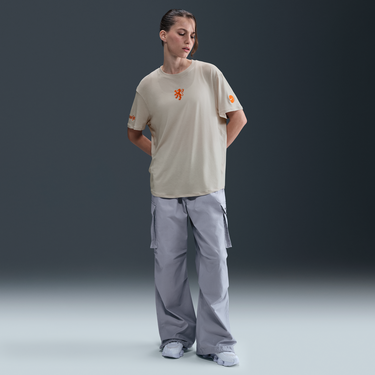 Tričko Nike Nike One Dri-FIT Relaxed Netherlands Short Sleeve T-Shirt Béžová | HJ4120-106, 1