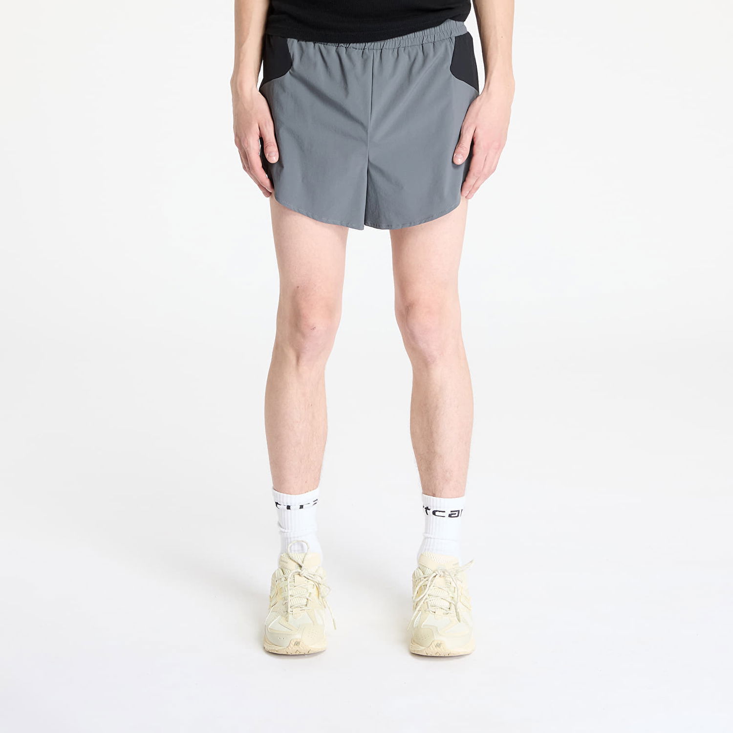 Šortky Reebok Run Shorts Šedá | RMVH004C99FAB0010910, 0