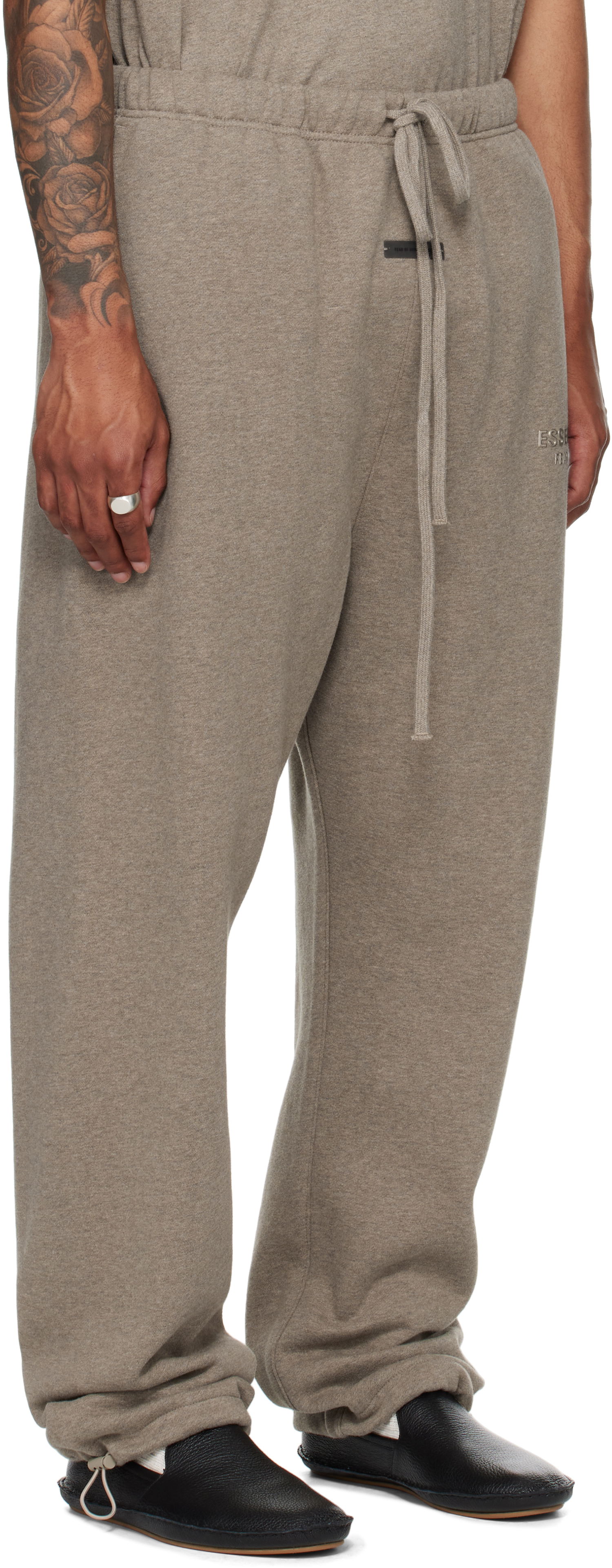 Tepláky Fear of God Fear of God ESSENTIALS Relaxed Fleece Sweatpants Šedá | 130SP258223F, 1
