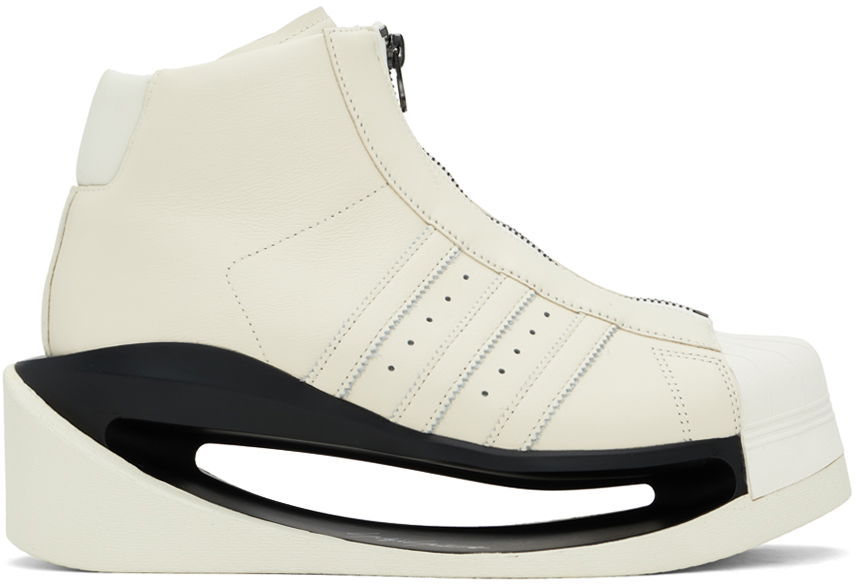 Y-3 Gendo Pro Model