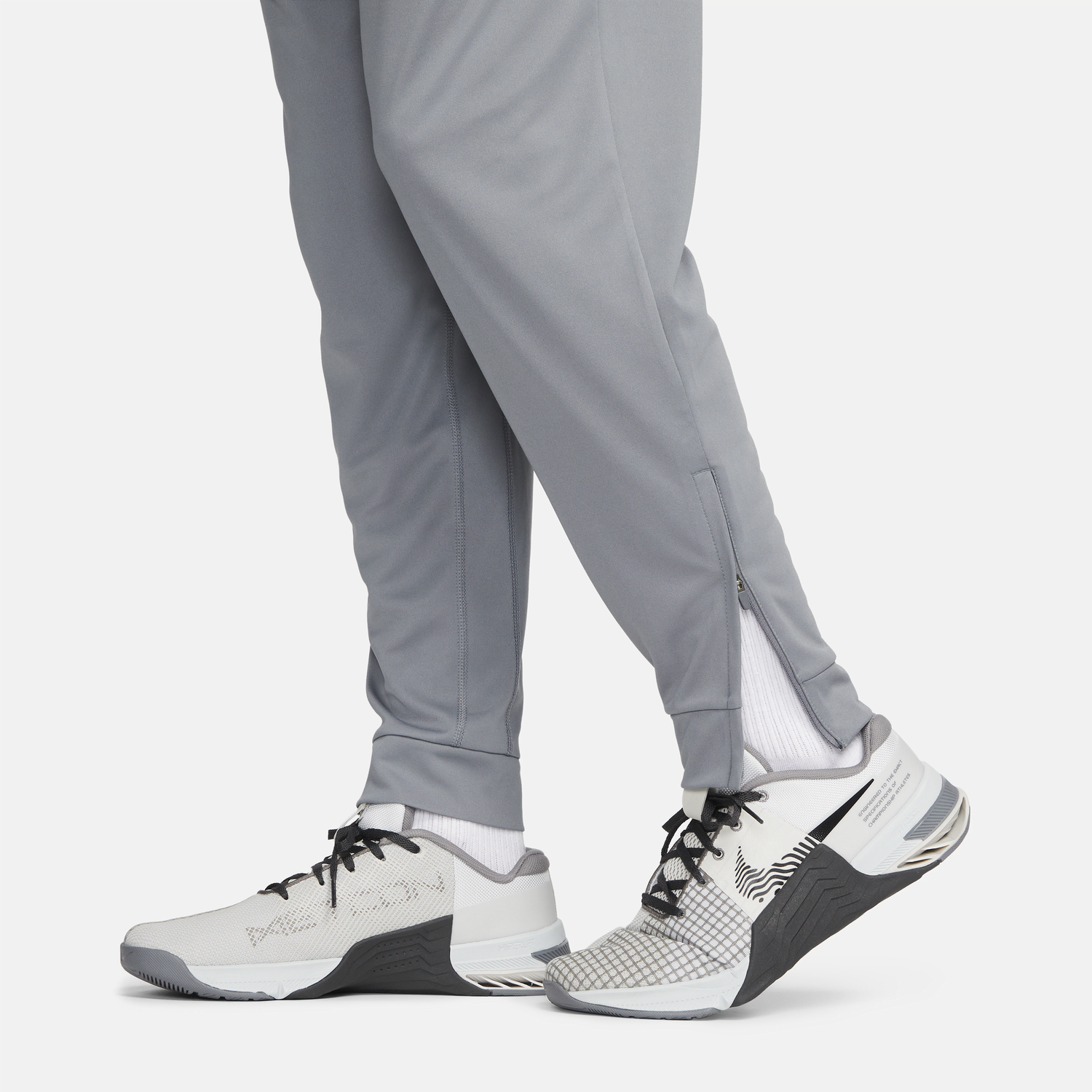 Tepláky Nike Nike Totality Training Pants Šedá | FB7509-084, 1