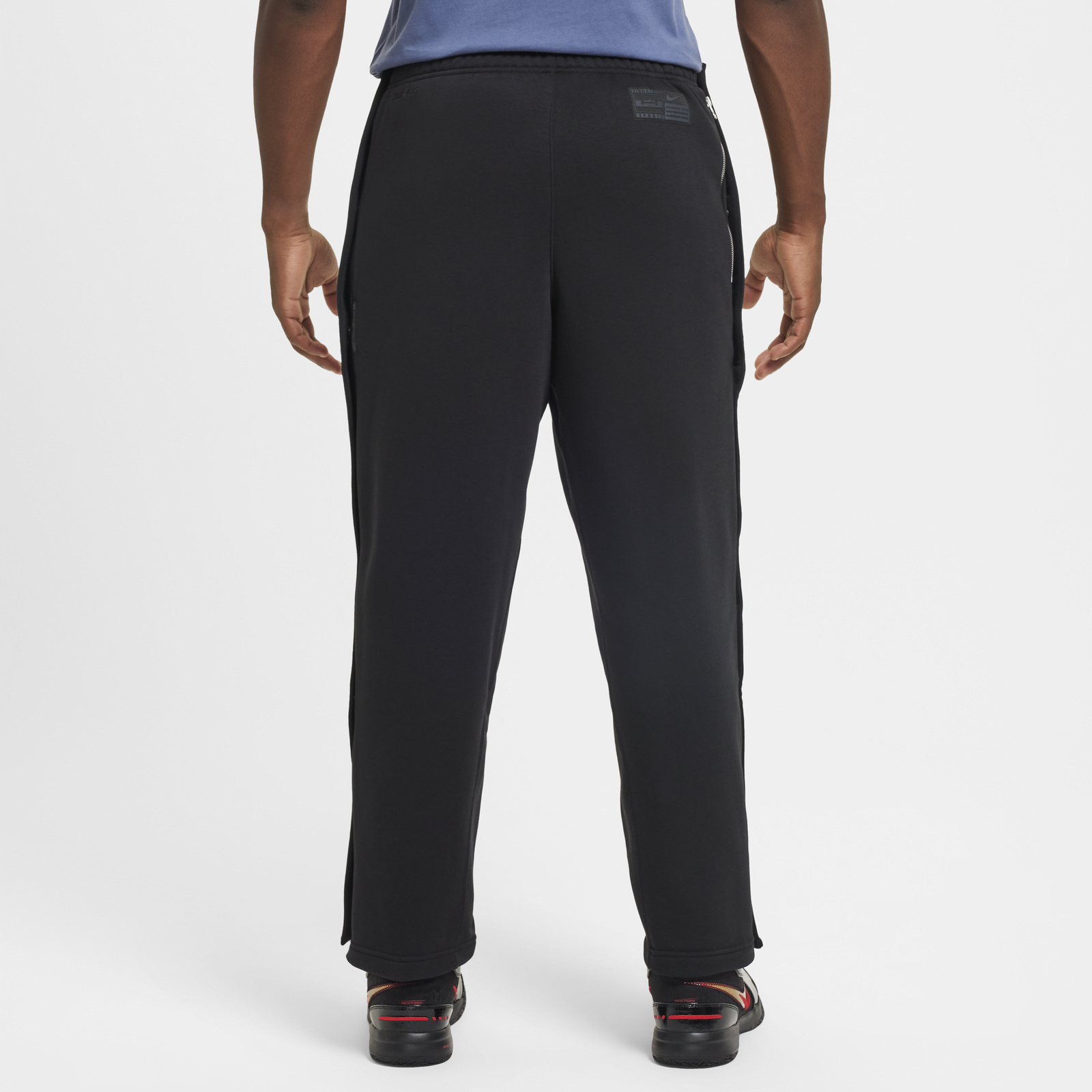 LeBron Standard Issue Therma-FIT Men's Basketball Pants