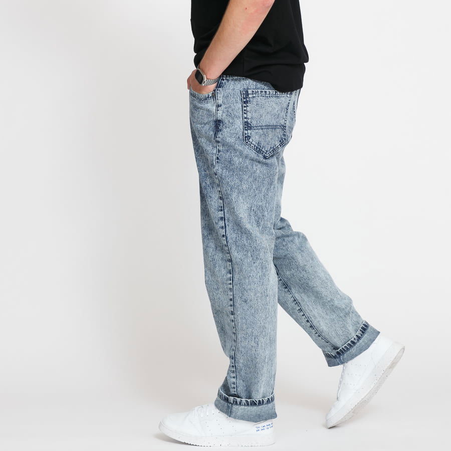 Loose Fit Jeans