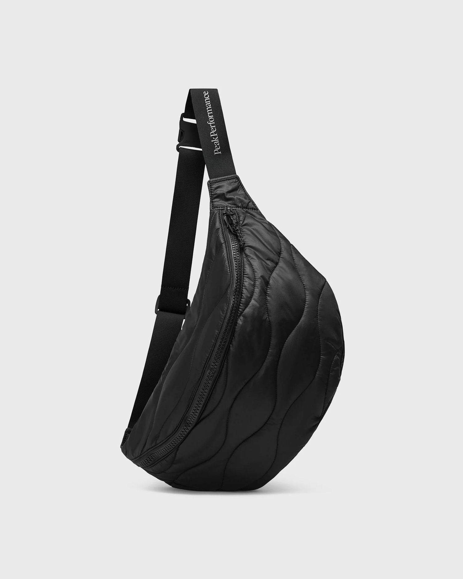 Taška cez rameno Peak Performance Quilted Sling Bag HeliuBuBag Čierna | G80248010, 0