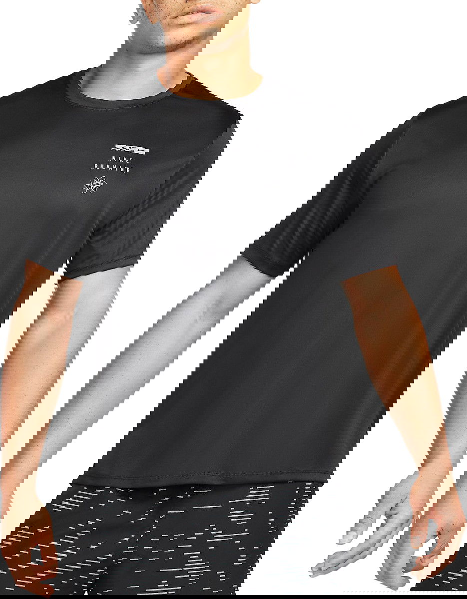 Tričko Nike Run Division Miler Dri-FIT UV T-Shirt Čierna | dm4711-010, 0