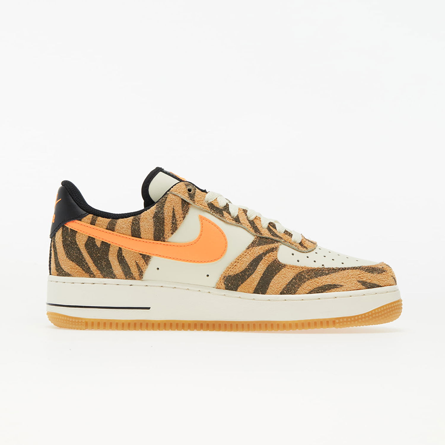 Tenisky a topánky Nike Air Force 1 '07 Premium Oranžová | DJ6192-100, 1