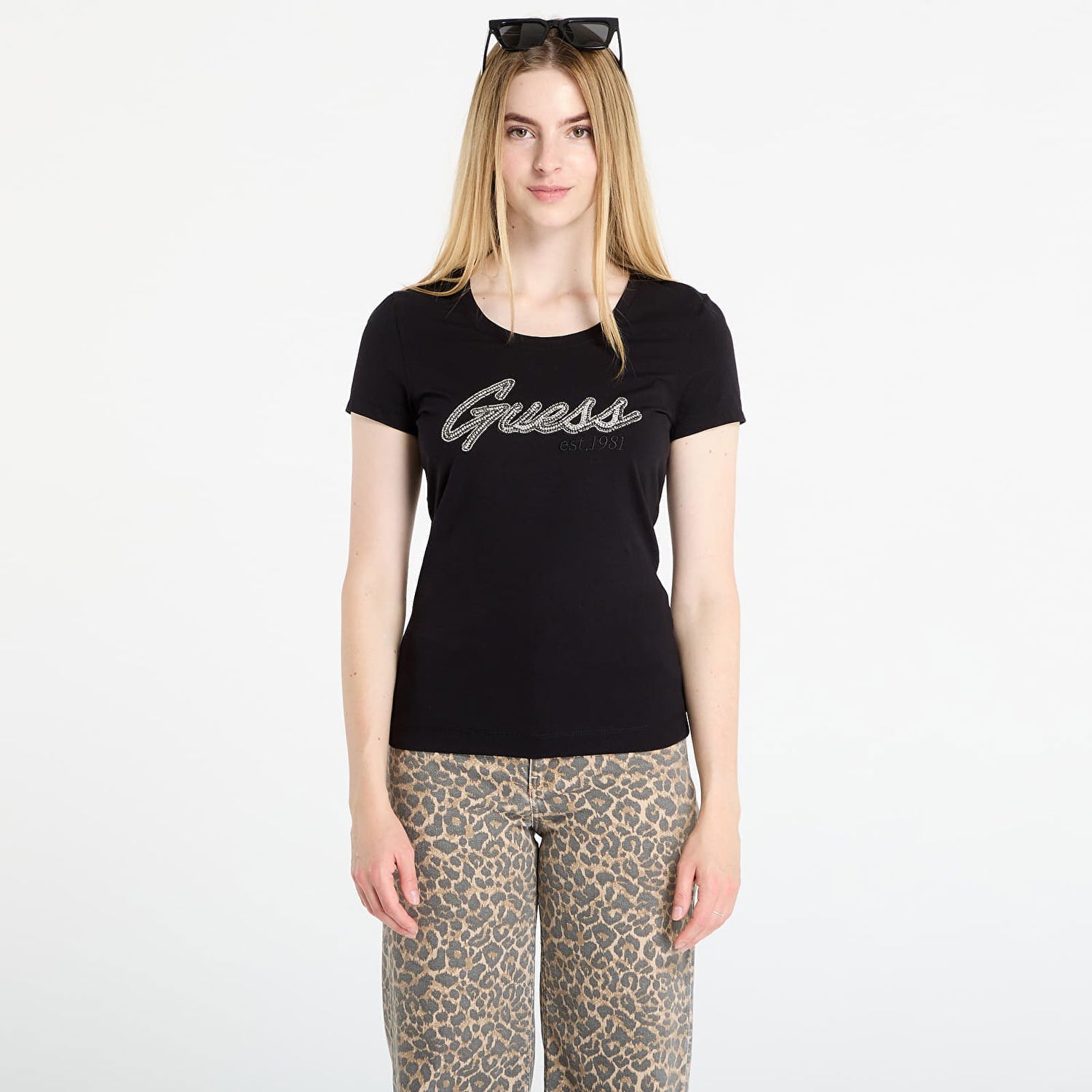 Tričko GUESS GUESS Logo Hot Fix Tee Čierna | W5YI16J1314-JBLK, 0