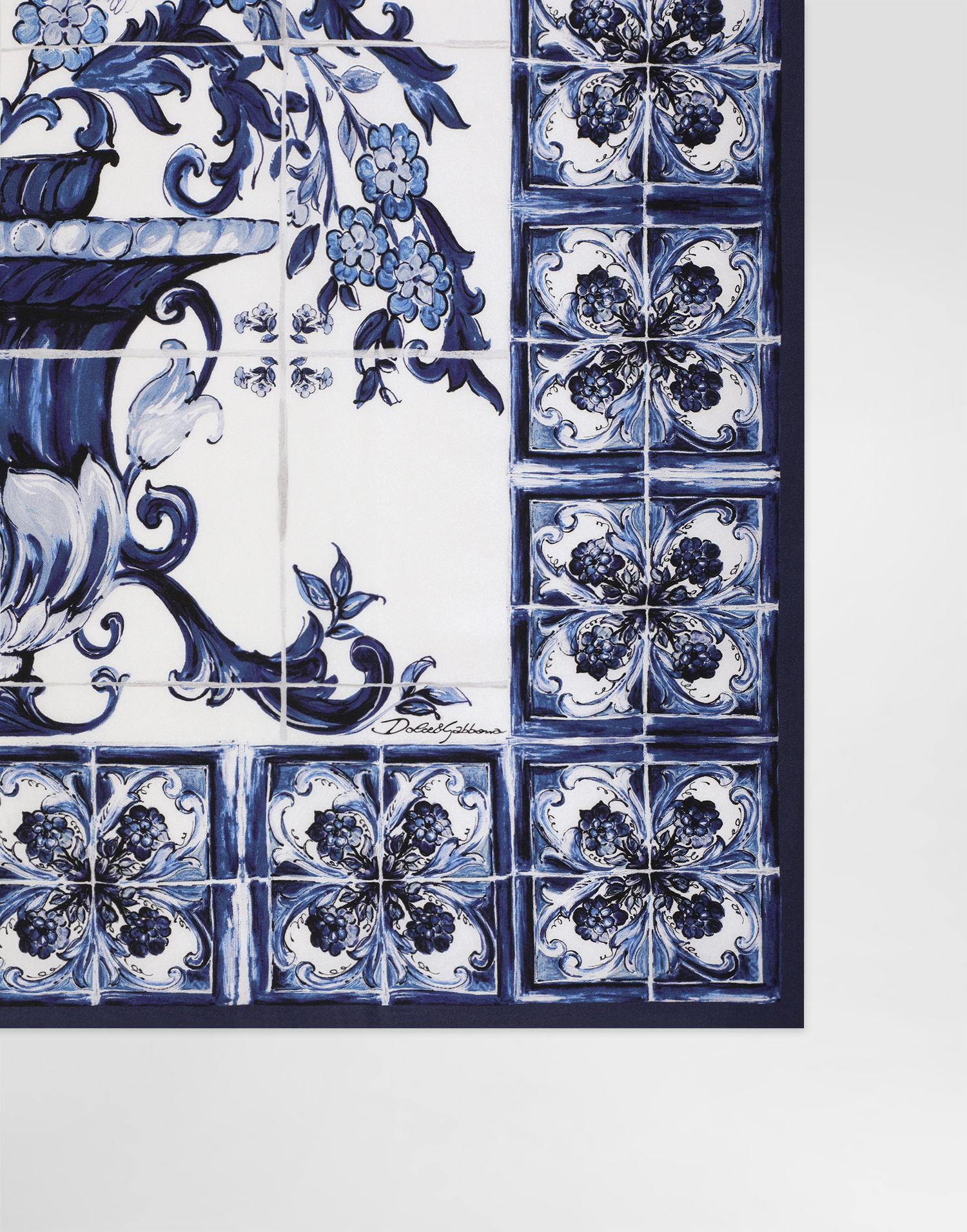 Šál Dolce & Gabbana Dolce & Gabbana Majolica-Print Silk Twill Square Scarf Modrá | IF037WGDDHCHA3OA, 1