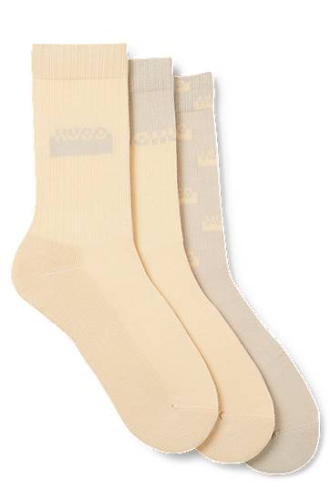 Ponožky BOSS Three-Pack of Short Socks with Split Logos Béžová | 50543174, 0