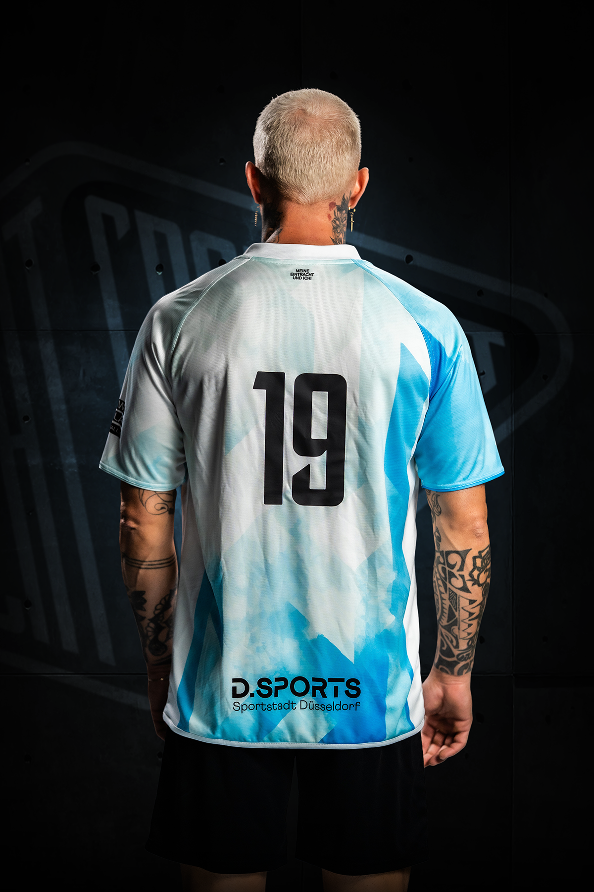 Dres Mizuno Eintracht Spontent Geometric Pattern Short-Sleeve Jersey 2025/2026 Rôznofarebný | 400017-white, 1