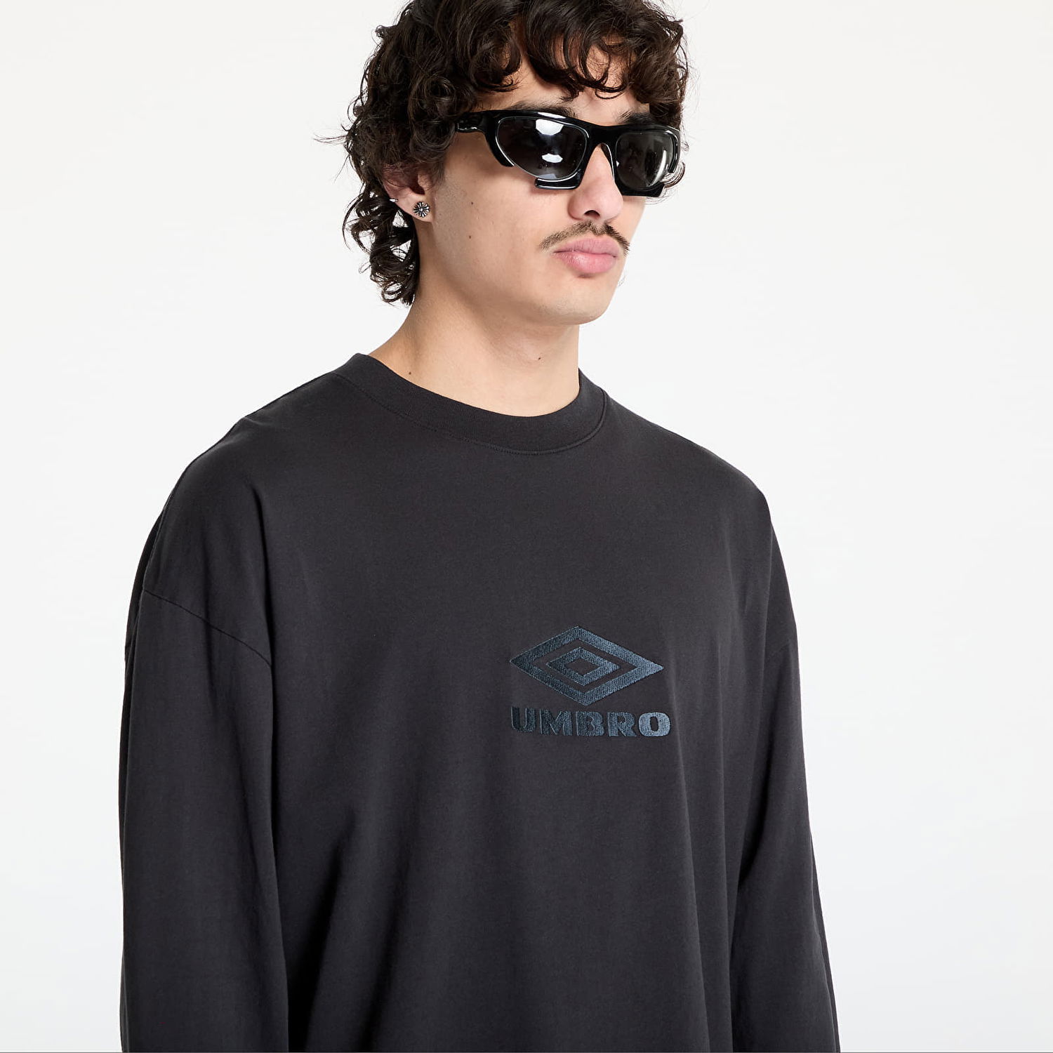 Mikina Umbro Umbro OG Logo Long Sleeve T-Shirt Čierna | UBMW0237JY54 BLK0020, 1