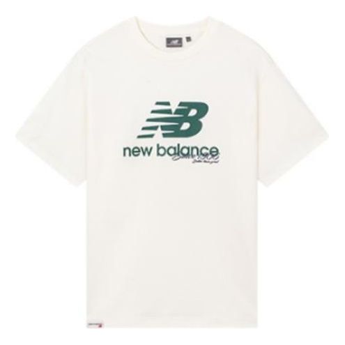 Tričko New Balance Essentials Graphic Logo Tee Biela | 5ED25333-CRE