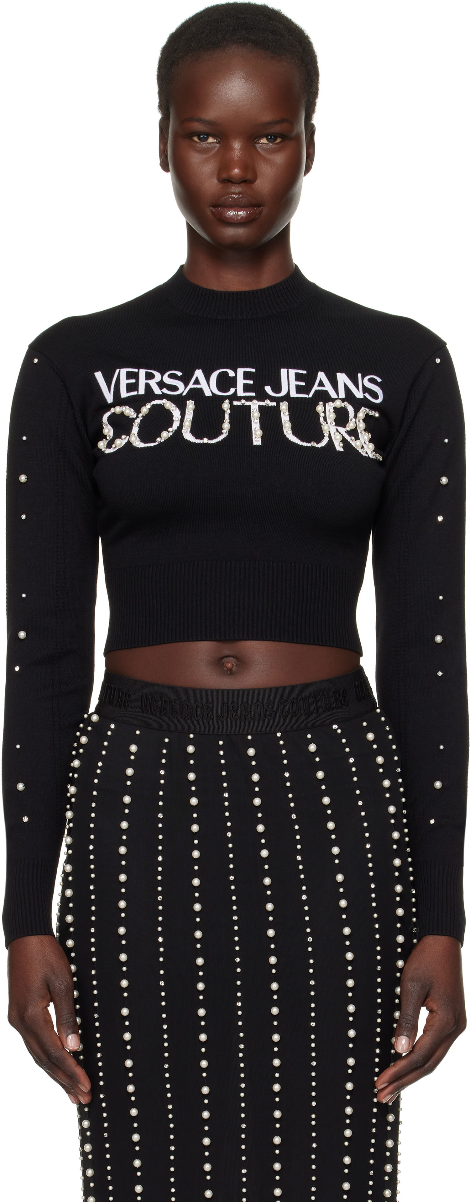Sveter Versace Embellished Logo Cropped Sweater Čierna | E77HAFM30_ECMN60, 0