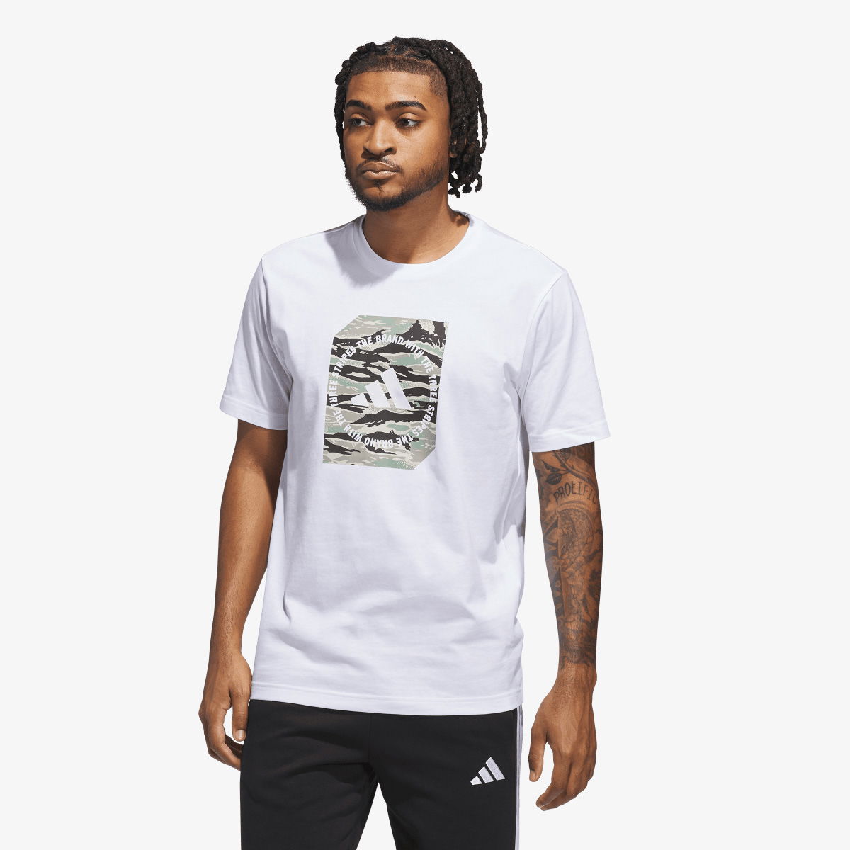 Tričko adidas Originals Camo Box Graphic Tee Biela | JM0387, 1