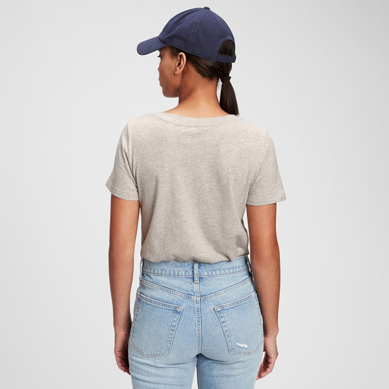 Tričko GAP V-Neck Tee Heather Grey Šedá | 740140-01, 1