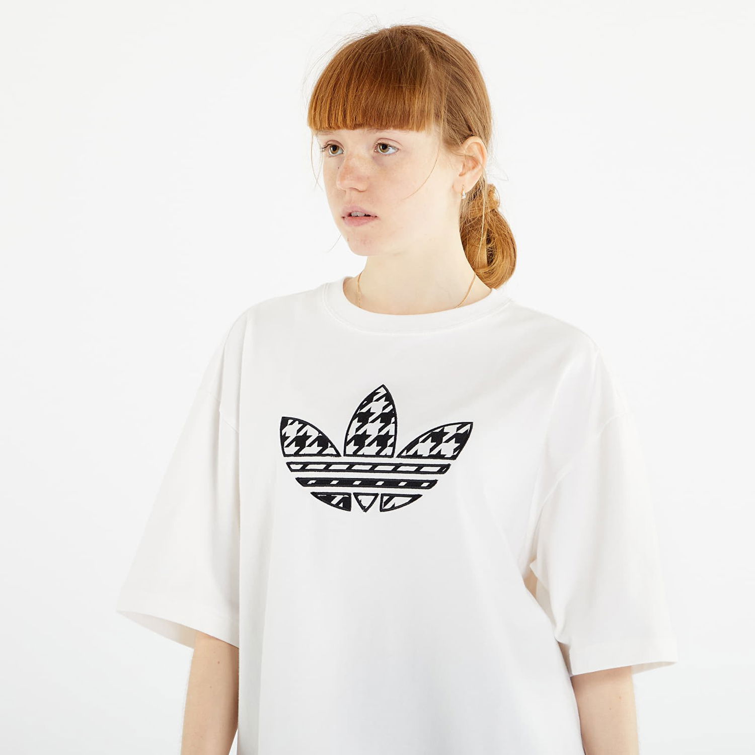 Tričko adidas Originals Houndstooth Trefoil Infill Tee Biela | IC5144, 1