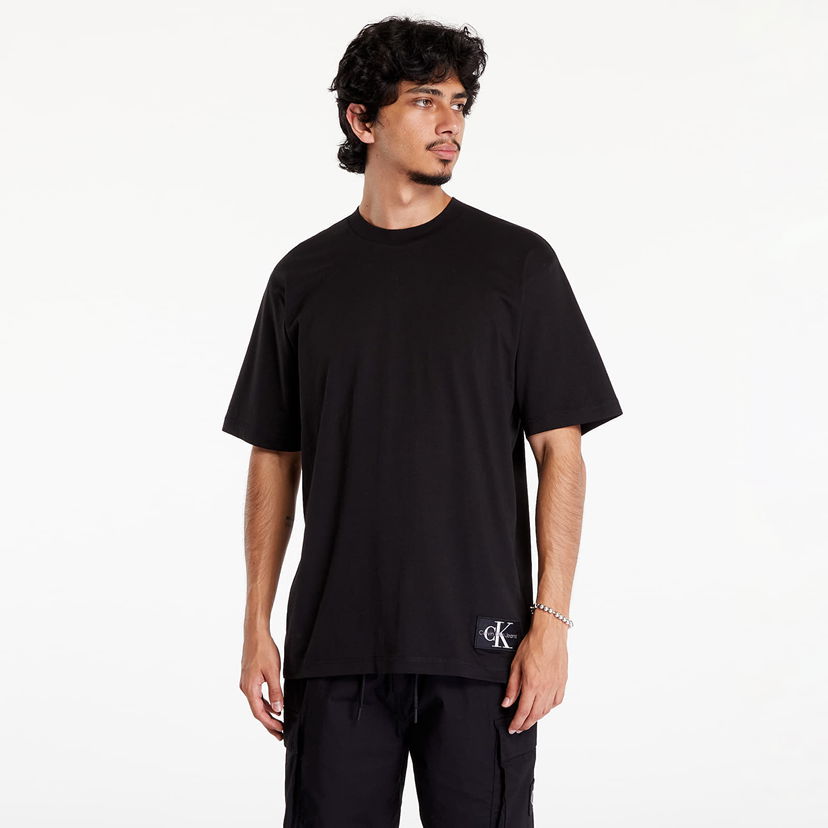 Tričko CALVIN KLEIN Badge Relaxed Tee Black Čierna | J30J325652 BEH