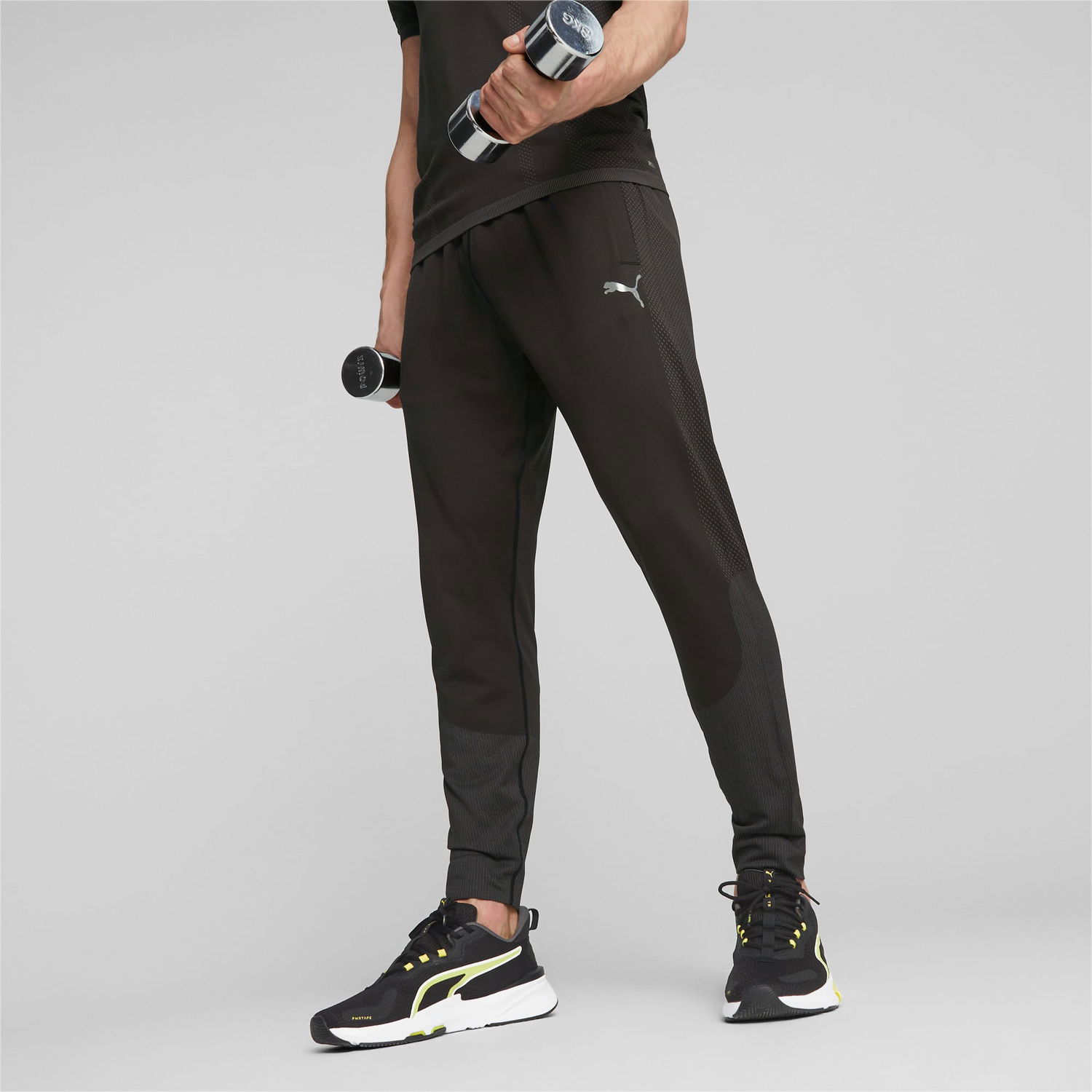 Nohavice a džínsy Puma Formknit Seamless Čierna | 523818_01, 1
