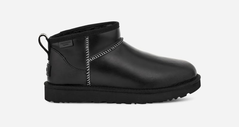 Tenisky a topánky UGG Classic Ultra Mini Leather Regenerate Boot Čierna | 1163490-BLK, 0