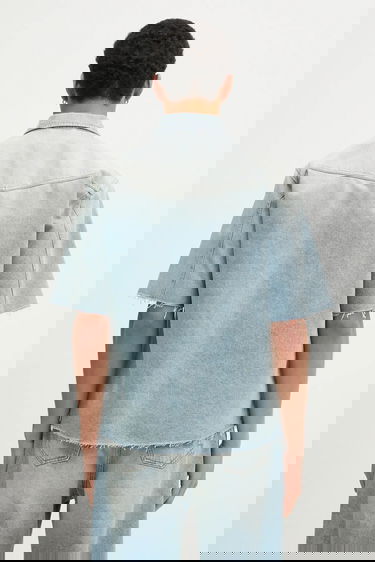 Košeľa Maison Margiela MM6 Maison Margiela Relaxed Fit Short Sleeve Denim Shirt with Classic Collar and Raw Hem Modrá | SH0DR0006, 2