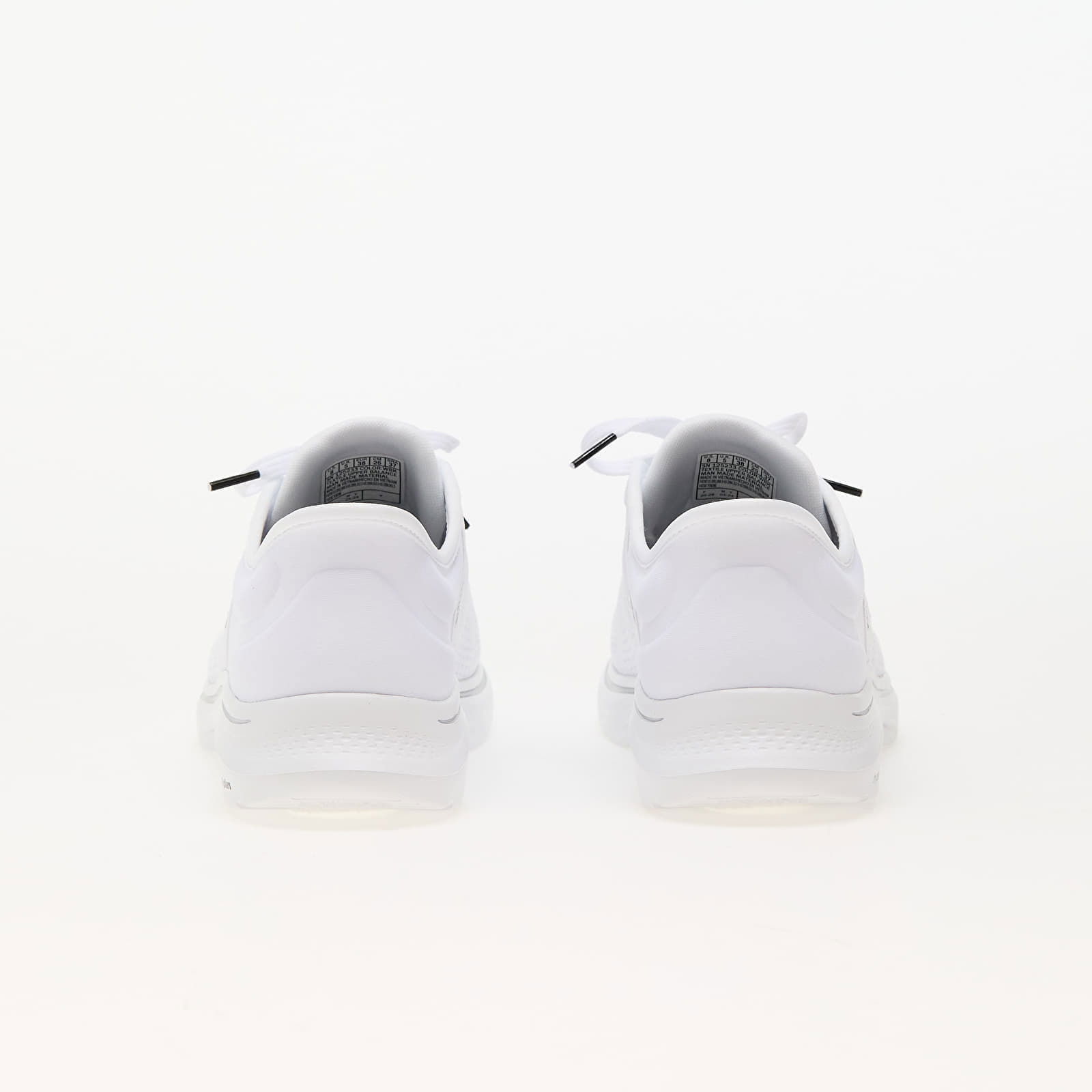 Go Walk 7 - Valin White/ Black