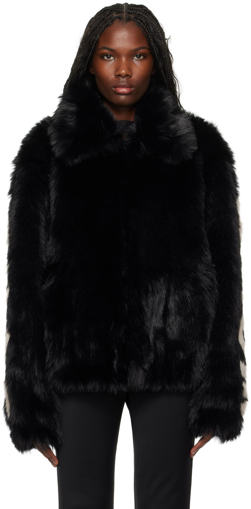 Bunda 032C Faux-Fur Jacket Čierna | F24-URW-1909-050-W