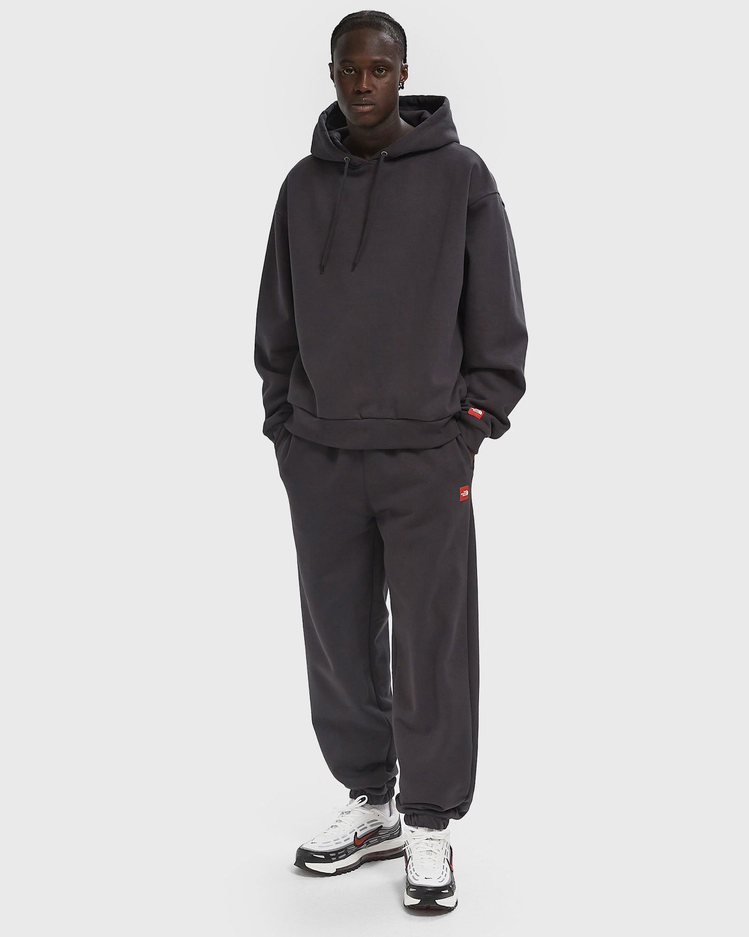 Tepláky The North Face Red Box Sweatpants Čierna | NF0A8EG30SA1, 1