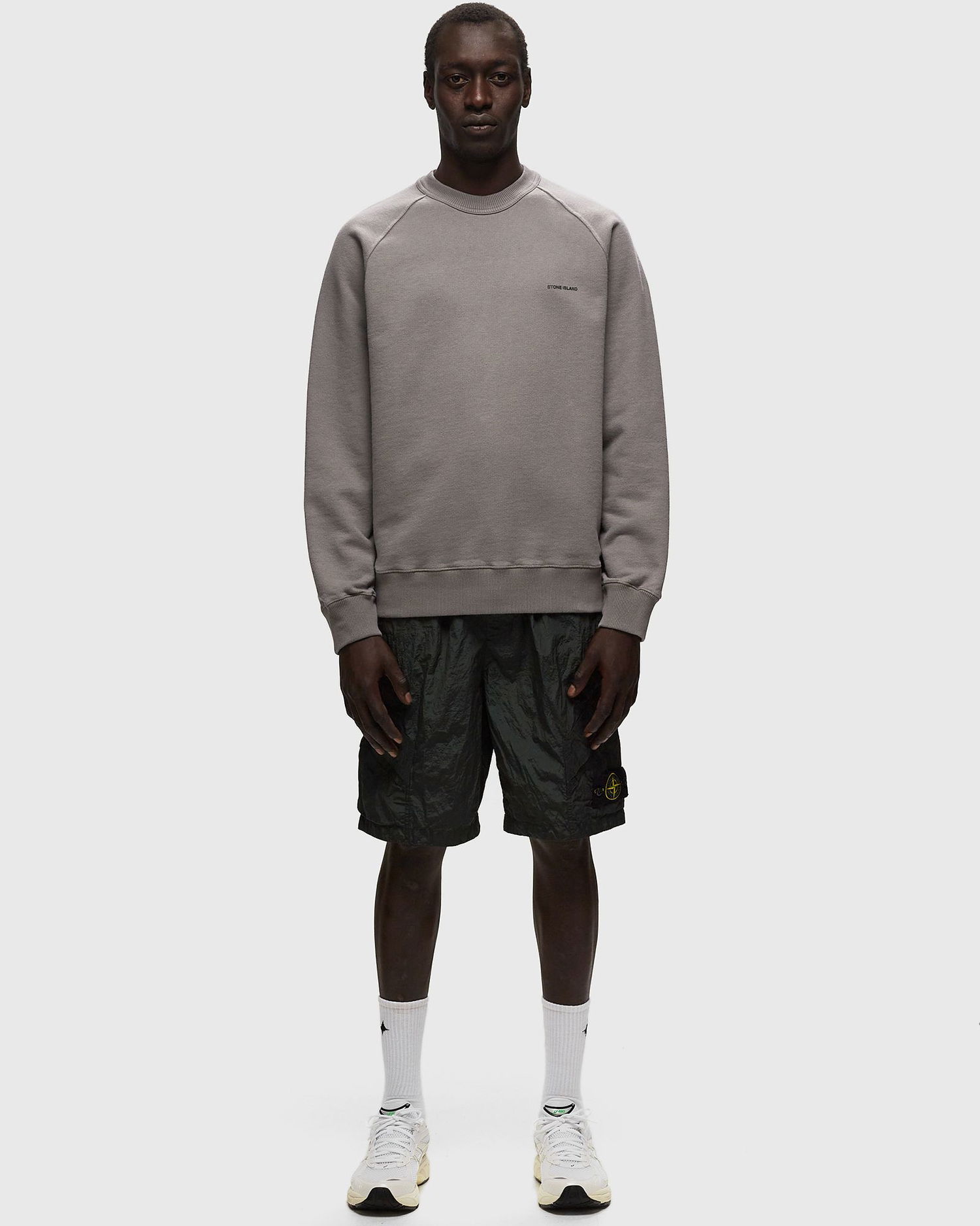 Sveter Stone Island Logo Flocked Crewneck Šedá | 801560755.V0092, 1