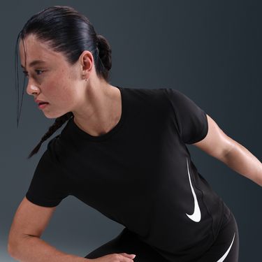 Tričko Nike Tempo Swoosh Dri-FIT Short-Sleeve Running Top Čierna | HV2772-010, 2