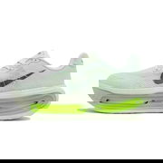 Vomero Premium "Barely Green Volt"