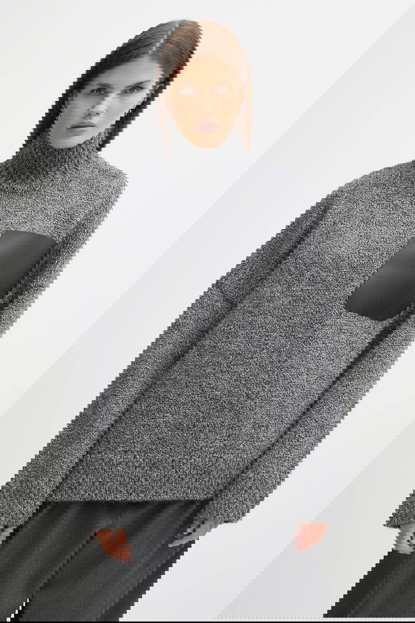 Sveter JW Anderson JW Anderson Turtleneck Wool Blend Sweater with Leather Patch Pocket Šedá | KW1292.YN0367, 0