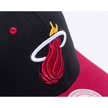 Šiltovka Mitchell & Ness Overbite Pro Snapback Miami Heat Black Červená | HHSS7310-MHEYYPPPBLCK, 5