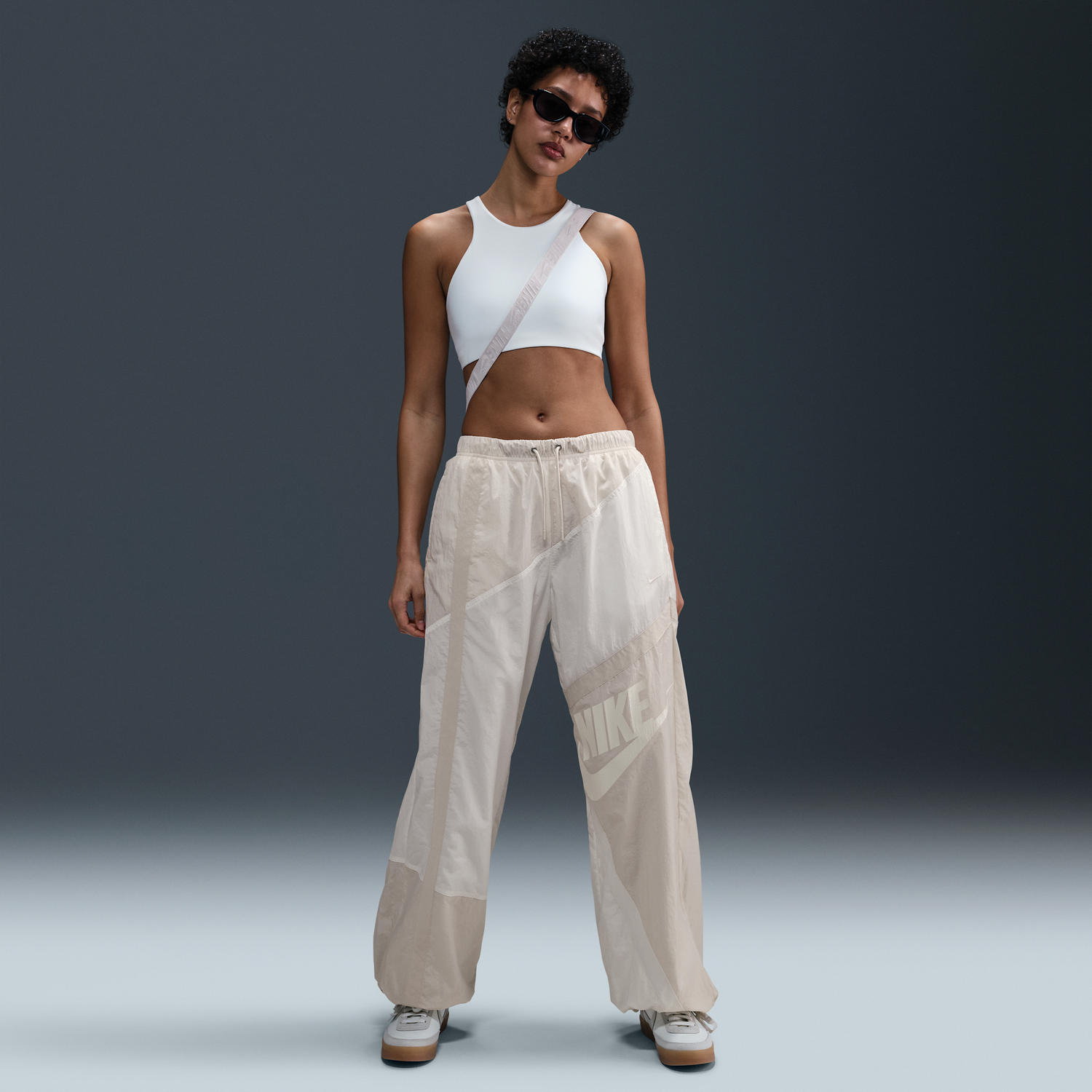 Tepláky Nike Nike Sportswear Mid-Rise Woven Pants Béžová | HJ4178-133, 0