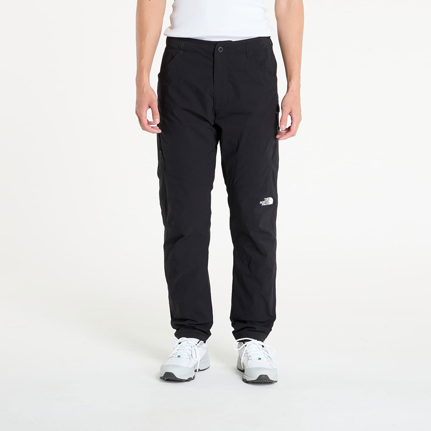 Cargo nohavice The North Face Winter Exploration Tapered Cargo Pants Čierna | NF0A8EC5JK31, 0
