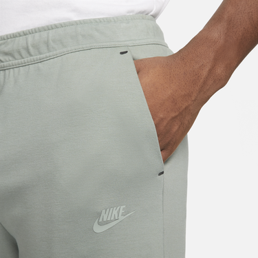 Šortky Nike Sportswear Tech Fleece Lightweight Shorts Šedá | DX0828-330, 1