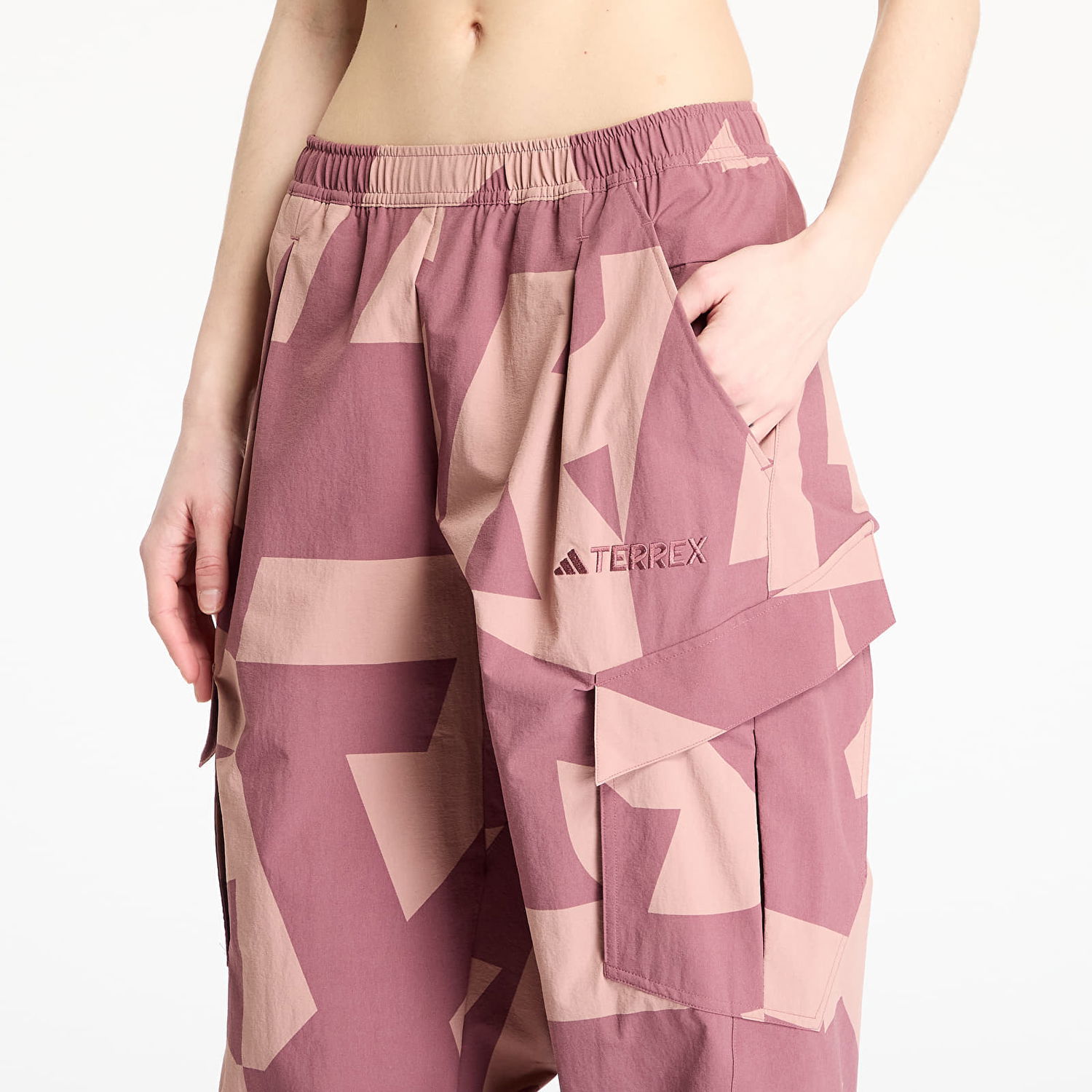 Cargo nohavice adidas Performance Terrex Xploric Printed Cargo Pants Fialová | JE9430, 1