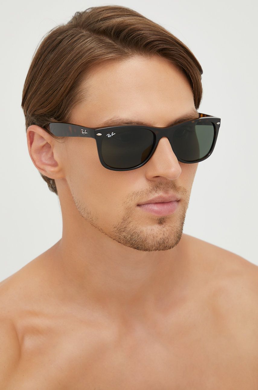 Slnečné okuliare Ray-Ban Sunglasses New Wayfarer 0RB2132 Hnedá | RB2132.902, 0