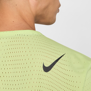 Tričko Nike AeroSwift Dri-FIT ADV Running T-Shirt Žltá | HJ3377-736, 4