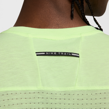 Tričko Nike Solar Chase Dri-FIT Short Sleeve Running T-Shirt Zelené | HJ3580-701, 2